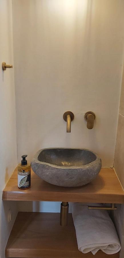 Small Traditional House In Asfendiou Kos Vakantiehuis *